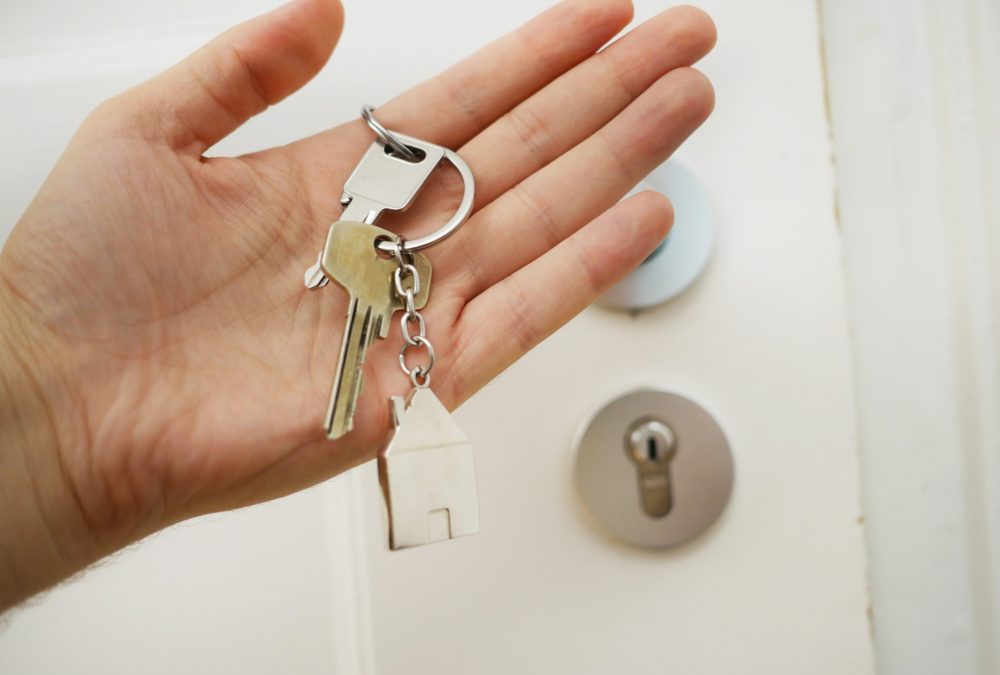 unsplash-Keys to the Home